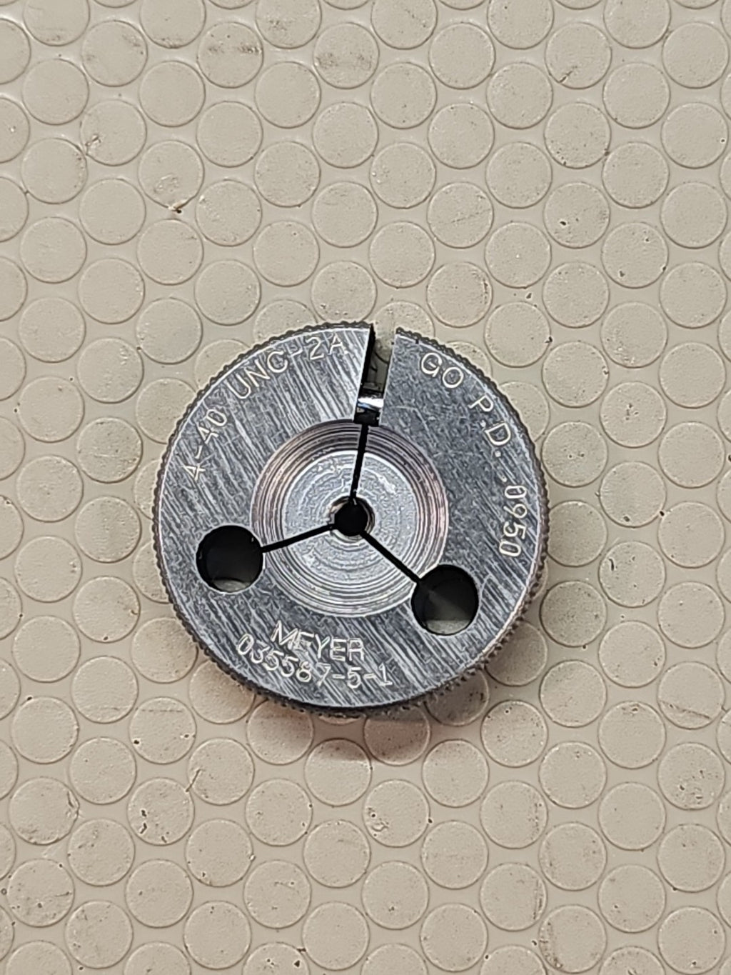 MEYER GAGE 4-40 UNC-2A GO PD .0950