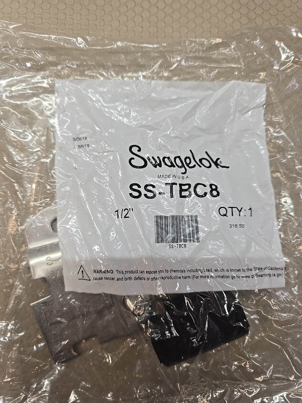 Swagelok SS-TBC8, 316 Stainless Steel, Clamp Tube Support for 1/2" OD Tube, 1pc