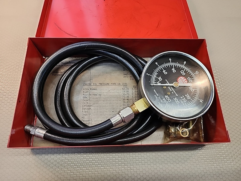 Matco Tools ATG4 Engine Oil  Transmission Fluid Pressure Tester in Case KRA-40