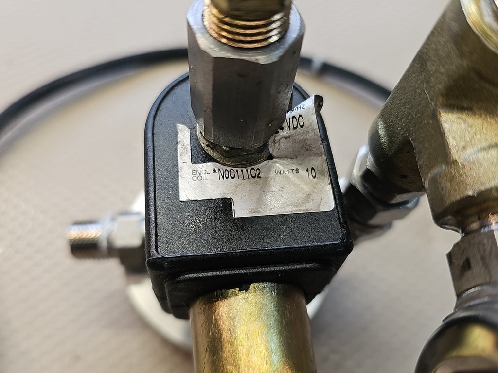 PARKER Valve  71315SN2KNJ1NOC111C2 24V DC (26323)