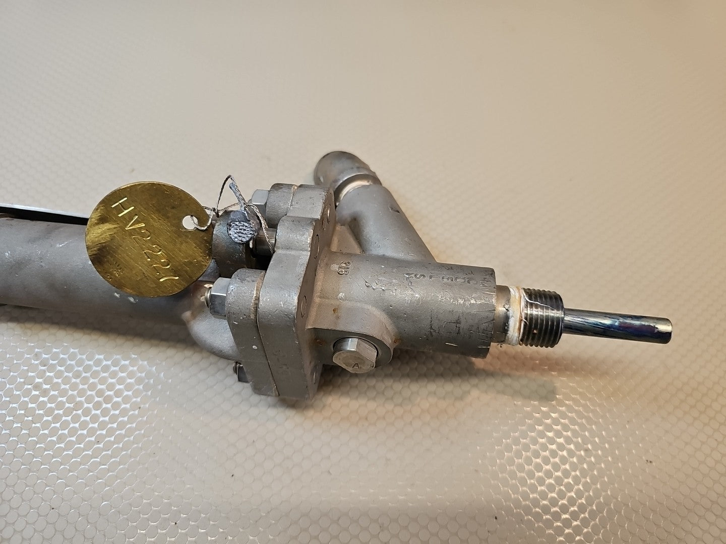 New STRAHMAN VALVES SV-600 Sampling Valve 316SS ~ 1/2" x 3/8" ~ Y-547-0 ~ SV600