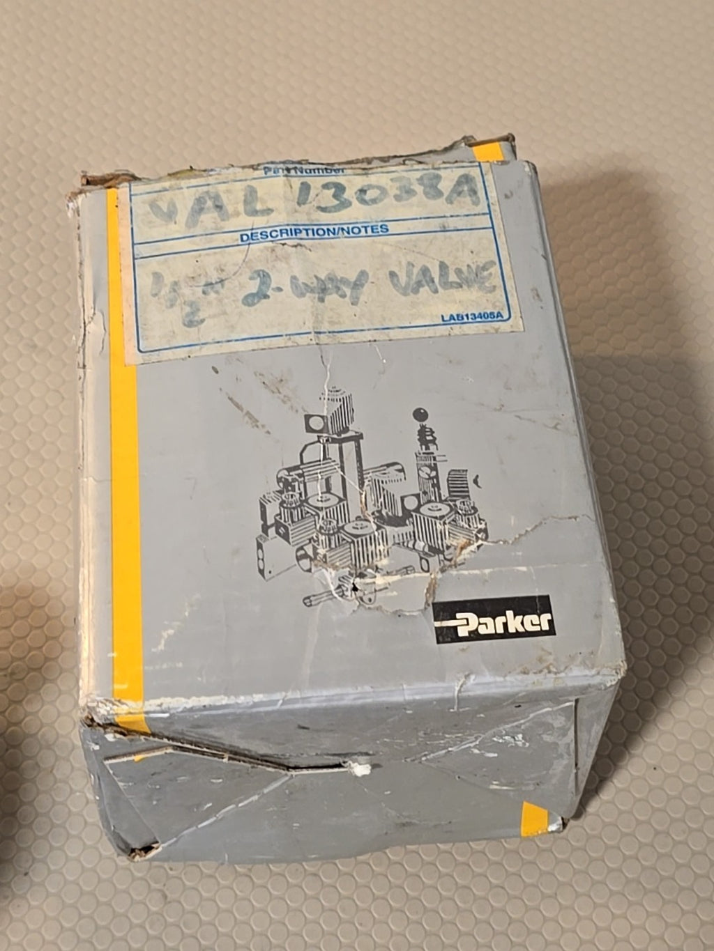 NEW Parker 73218BN4UN00N0C111P3 2-Way Solenoid Valve1/2 in. NPT, 120 Volt 