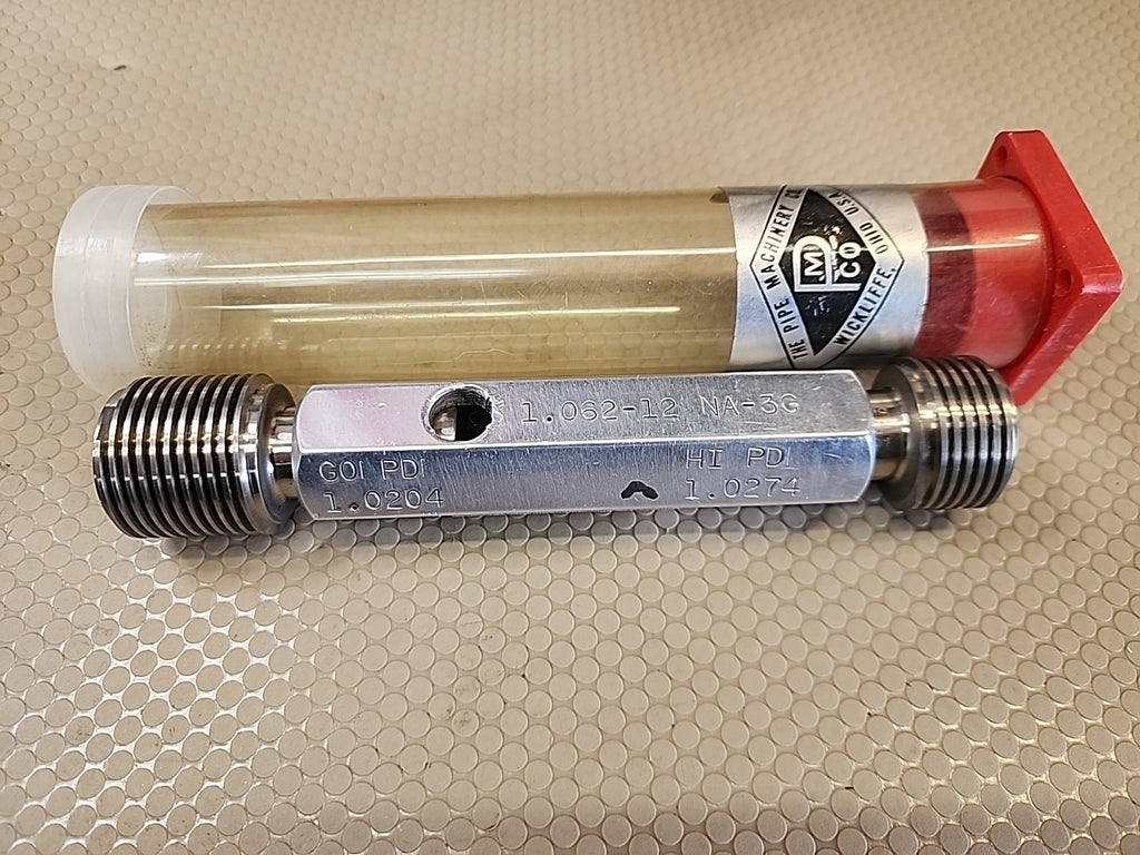 THE PIPE MACHINERY CO THREAD PLUG GAGE 1.062-12 NA-3G GO PD 1.0204 HI PD 1.0274