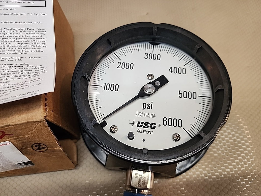 US Gauge Ametek Arc-Loc 0-6000 psi pressure gauge with 6 inch gauge face