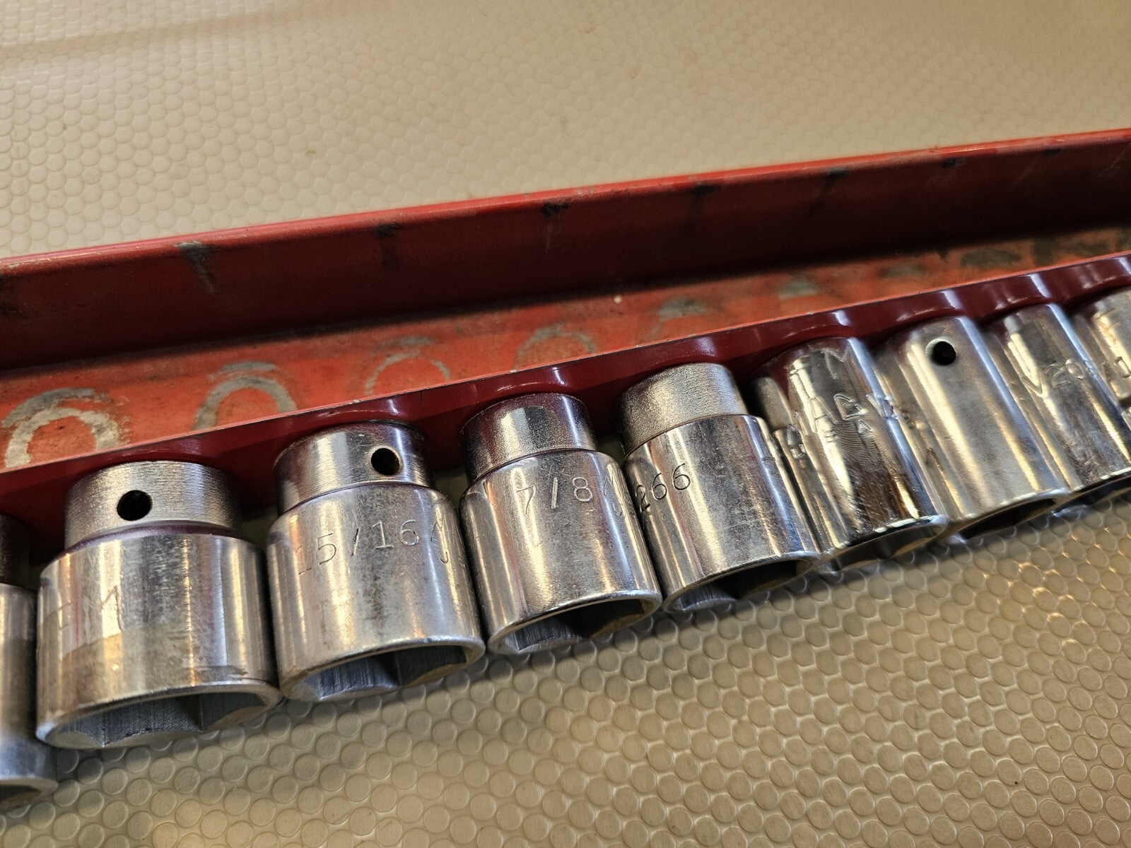Mac Tools 1/2” Drive 15 Piece Shallow  Socket Standard  Set 3/8"-1 1/4" chrome