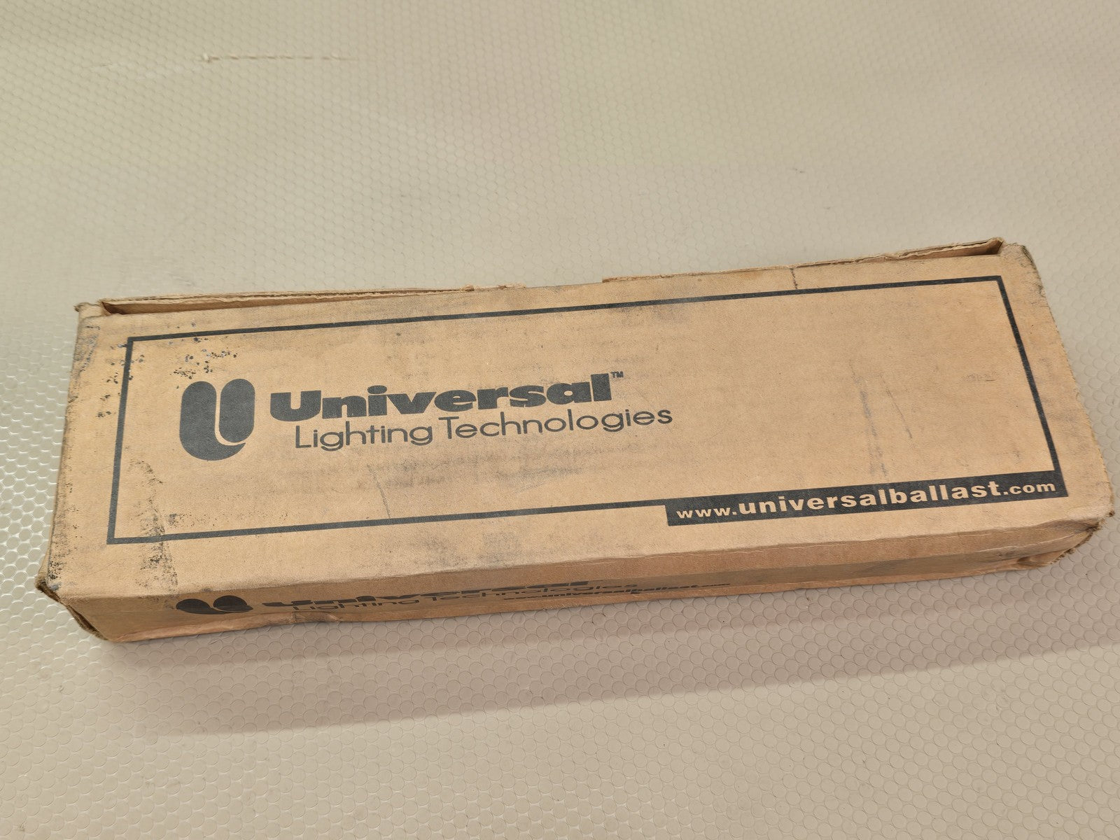 Universal 897-SLH-TC Slimline Ballast 347V 60Hz F96T12 F72T12 Lamps NEW