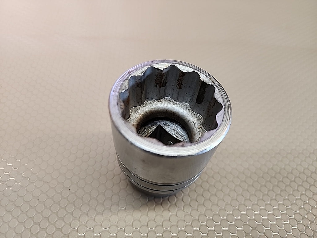 Snap On 3/4 Drive 1-3/8 12PT Shallow Socket LDH-442  *MINT* Looks UNUSED!
