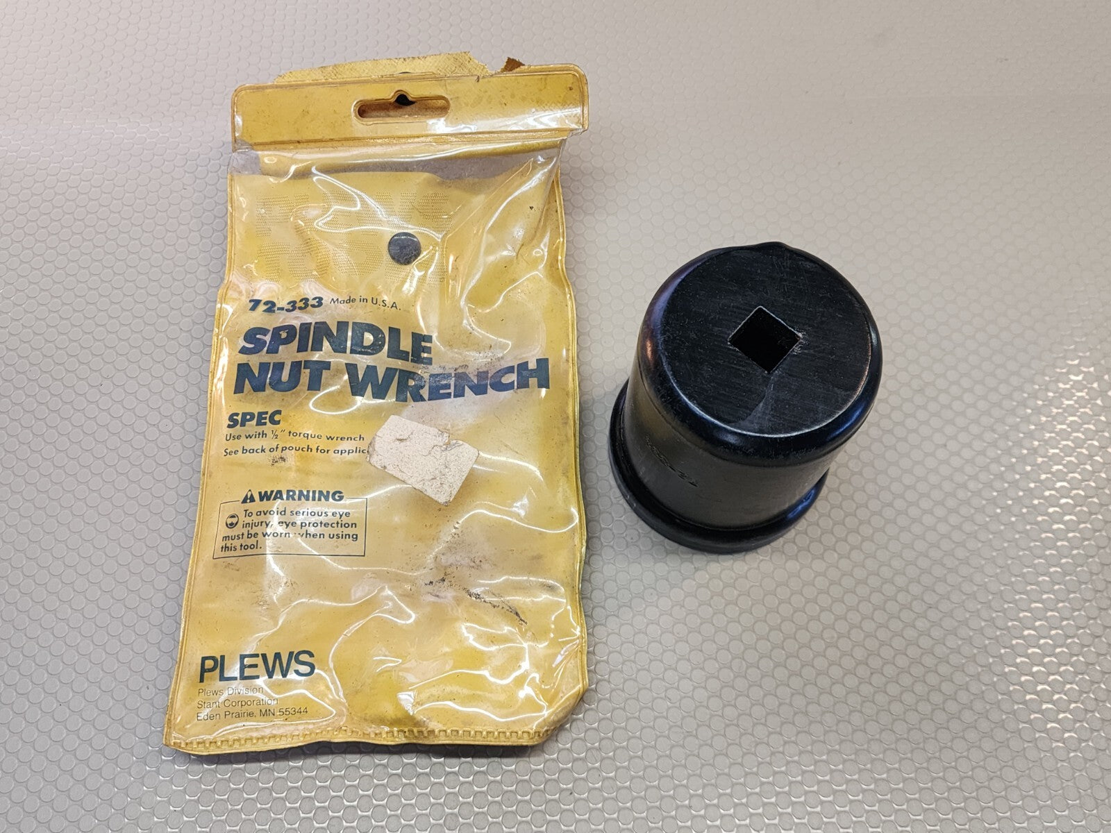 NOS! PLEWS SPINDLE NUT WRENCH, 4-LUG DESIGN, No. 72-333