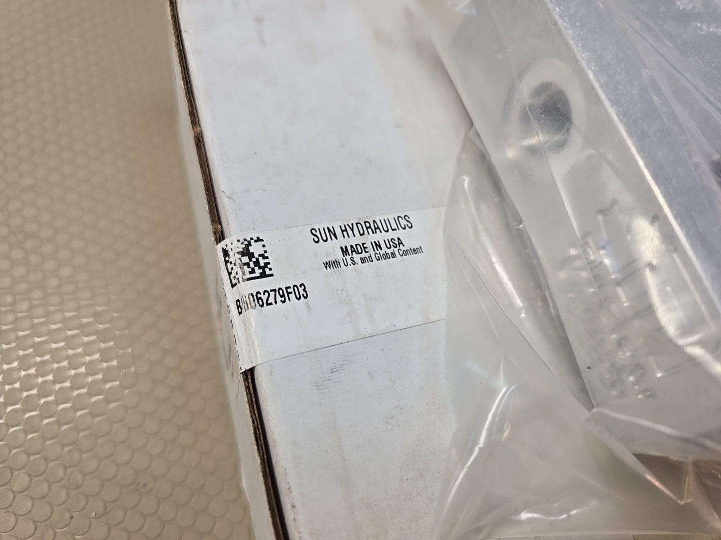 New Genuine Sun Hydraulics B606-279-f03 Hydraulic Control Valve