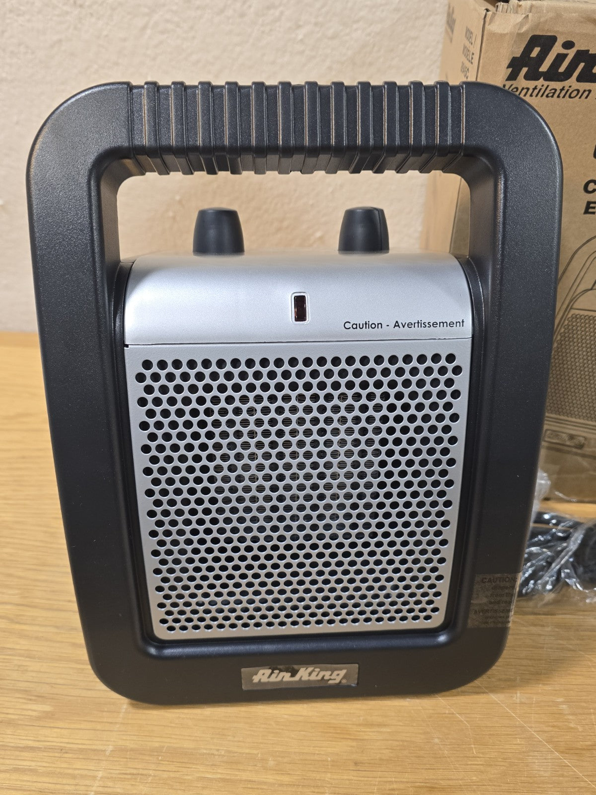 Air King 8945C 5118 BTU 1500 Watts 120 Volts Portable Electric Heater NEW