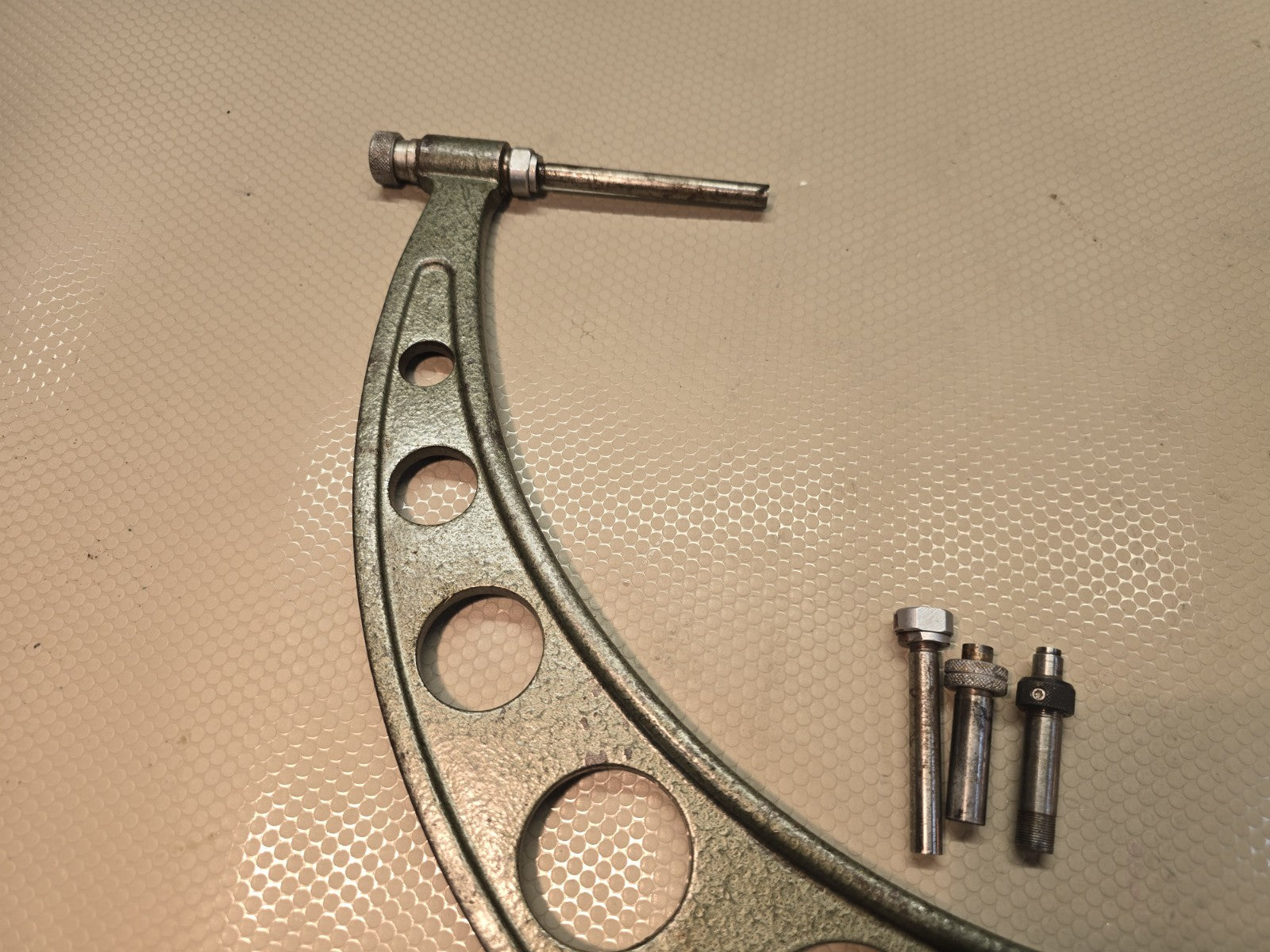 Mitutoyo No. 104-152 12-16" .001" Outside Mechanical Micrometer