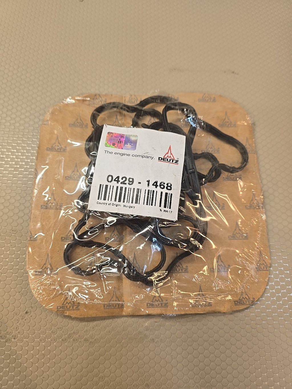 OEM Deutz TCD2013 Cylinder Head Cover Gasket 0429-1468 Excavator Engine Parts