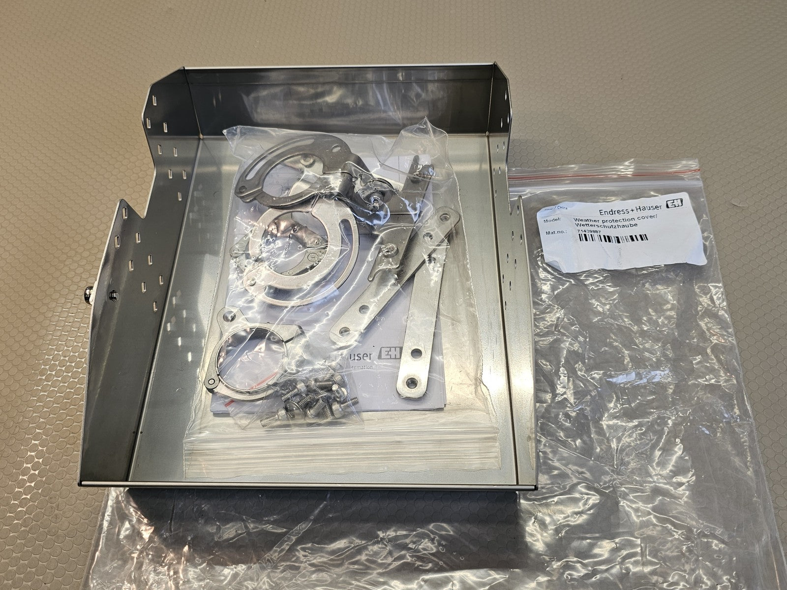 Endress+Hauser 71439887 Weather Protection Cover Kit Stainless Steel New
