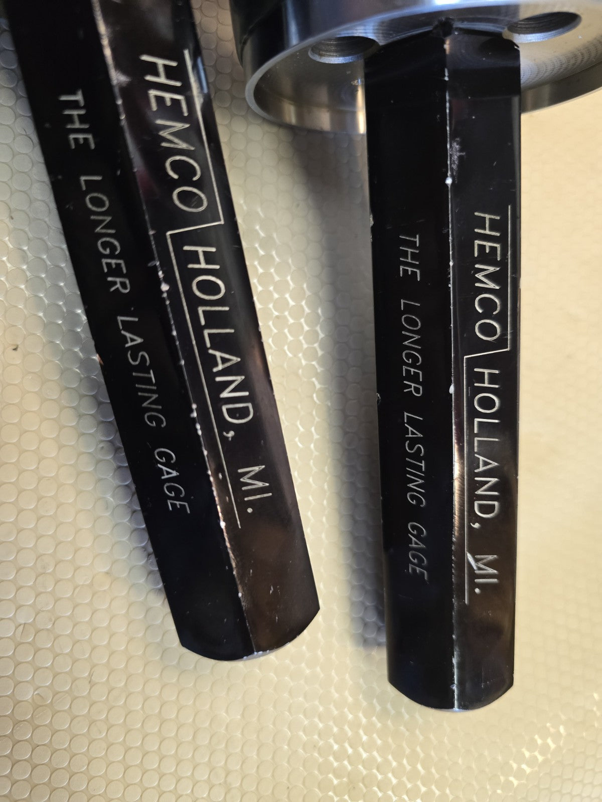 HEMCO USA GO 3.300/ NOT GO 3.316 Smooth Plug Gage Set