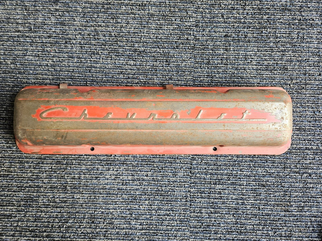 1954-1957 ORIGINAL GM Chevrolet CORVETTE 7 FIN ALUMINUM VALVE COVER OEM 3726086