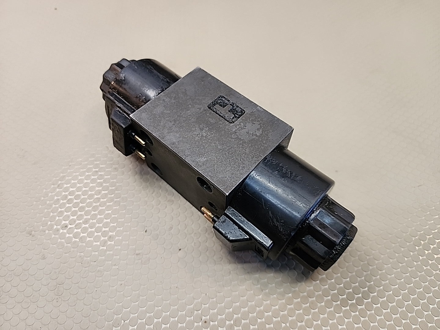 APC 8863 Hydraulic Steering Control Valve Orbitrol Unit Tractor Loader Forklift