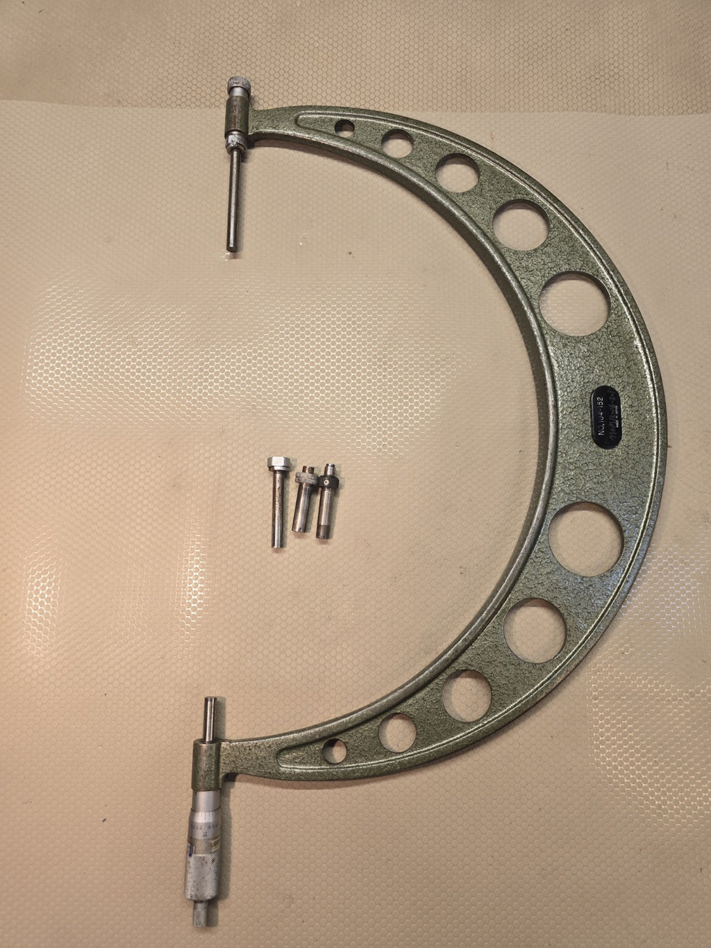 Mitutoyo No. 104-152 12-16" .001" Outside Mechanical Micrometer