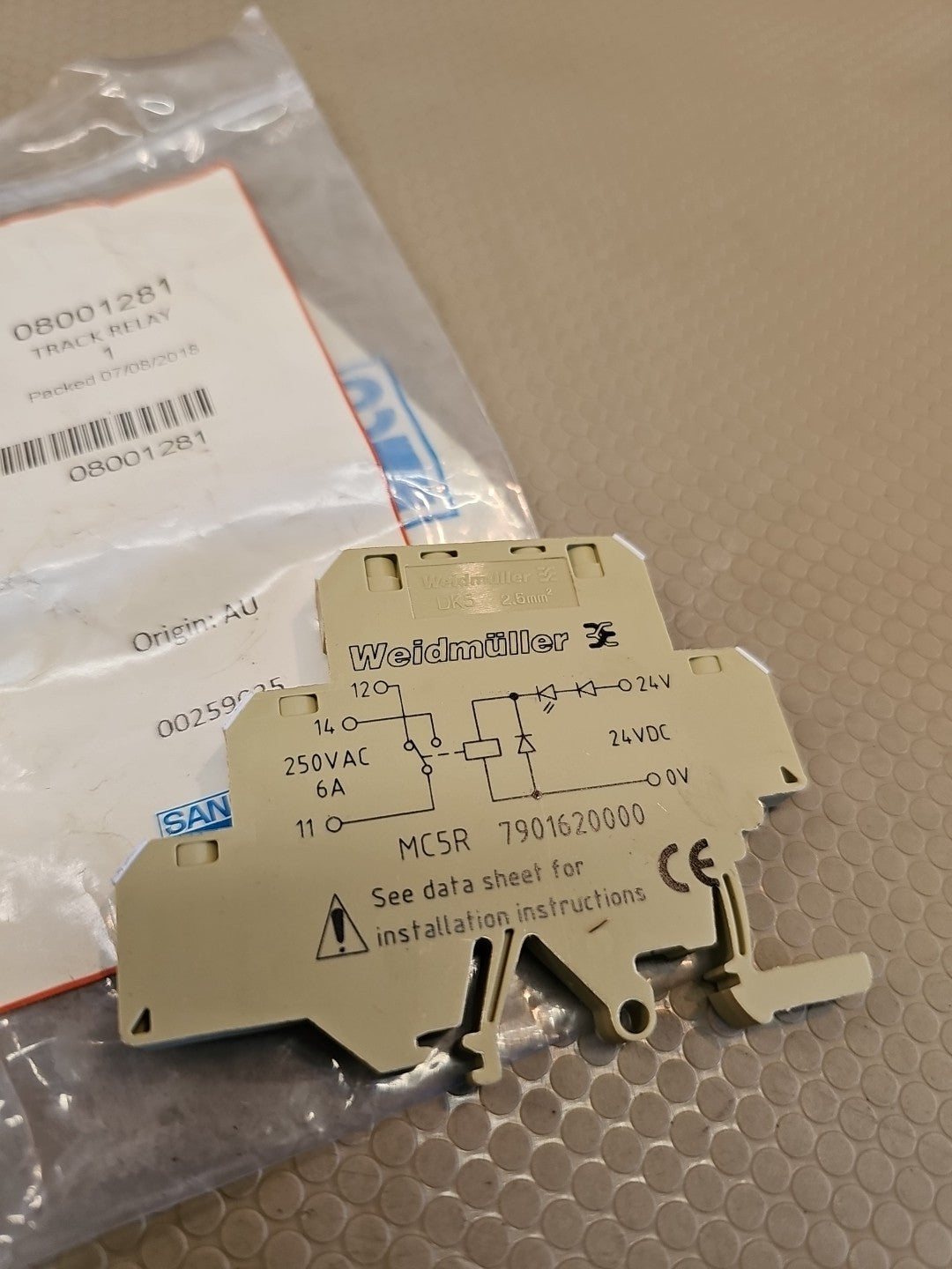 NEW! WEIDMULLER MC5R 7901620000 RELAY 24VDC NSNP Svandik
