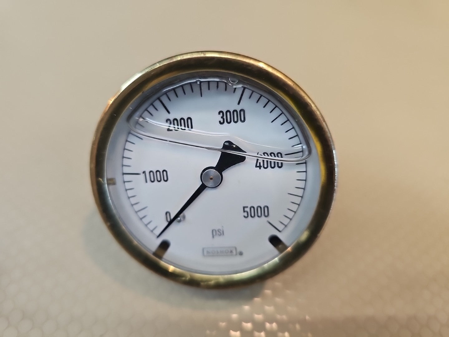 NOSHOK Pressure Gauge 25-310-5000 MSRP $140 5000 psi diesel  other pressure test