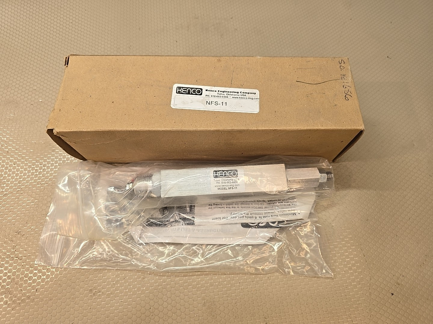 KENCO NFS-11 No Flow Safety Switch For Engine Lubrication Failure Protection