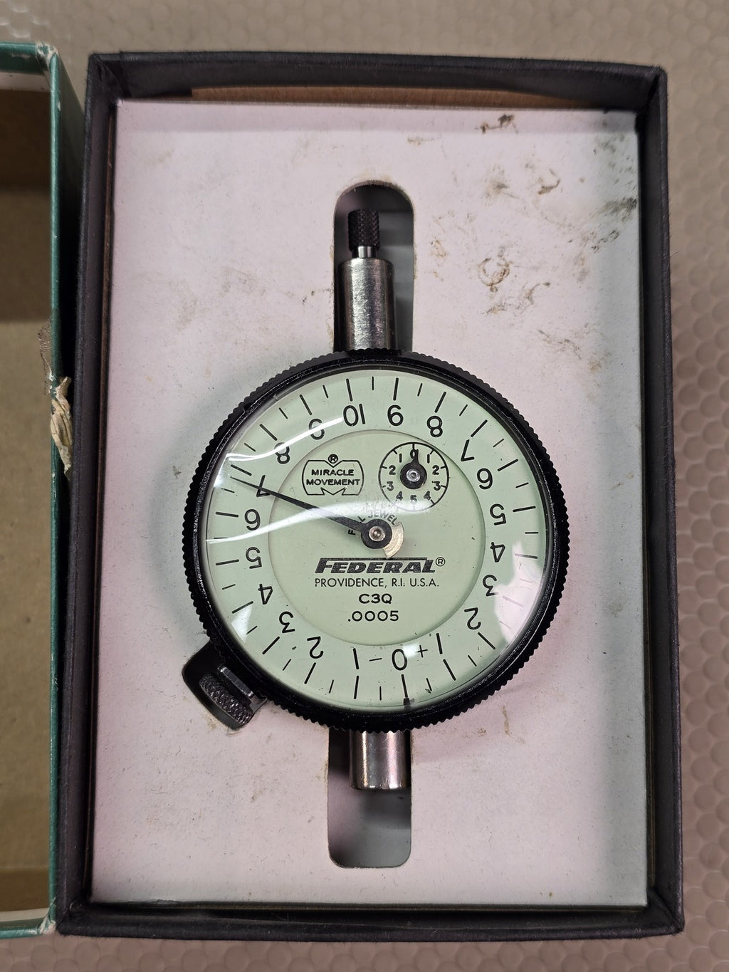Federal C3Q Dial Indicator .0005" Graduation Miracle Movement w/ Box