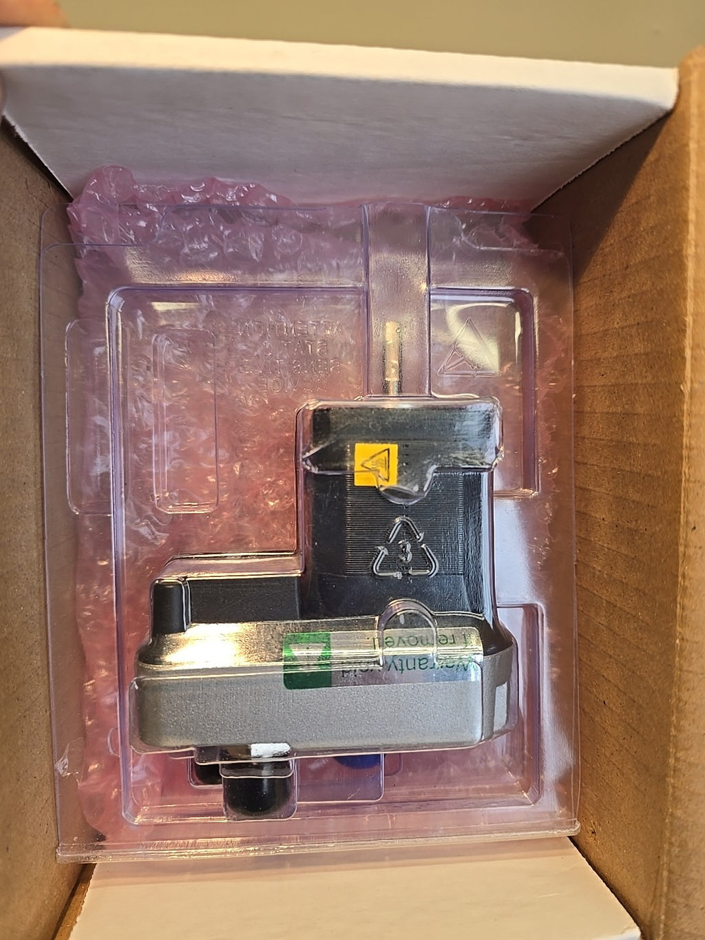 NEW Schneider Electric Lexium LMDAE423 C Stepper Motor GENUINE OEM