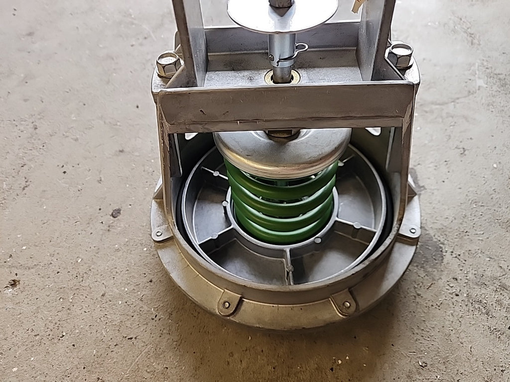 Barber Coleman MK-6801 3-8 PSI Spring 50sq in. Pneumatic Valve Actuator W Valve
