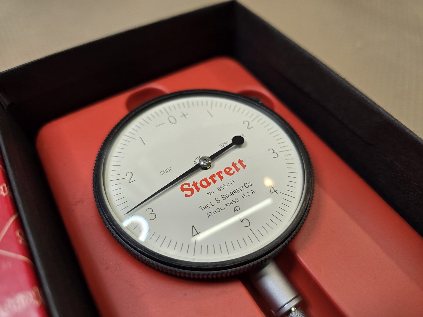 NEW Starrett 655-111J Dial Indicator 0-.025" Range, 0-5-0 Balanced Dial IN STOCK
