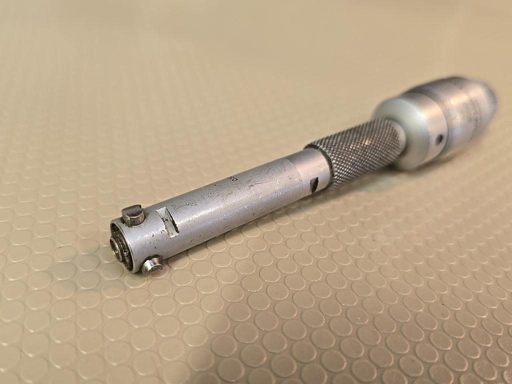 Brown & Sharpe No. 281 Internal Bore Micrometer Range 0.500"- 0.600” Holtest