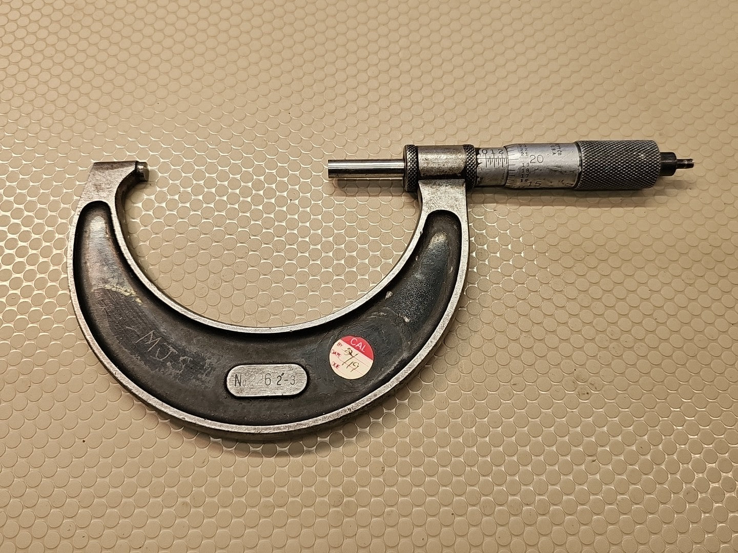 L.S. Starrett No 226, 2-3in. Outside Micrometer USA