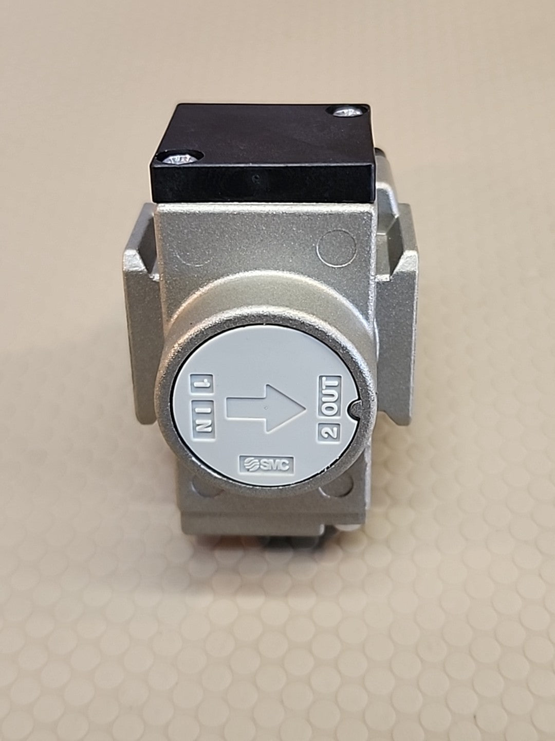 SMC AR20K-N01B-1Z Pneumatic Regulator 3-30PSI