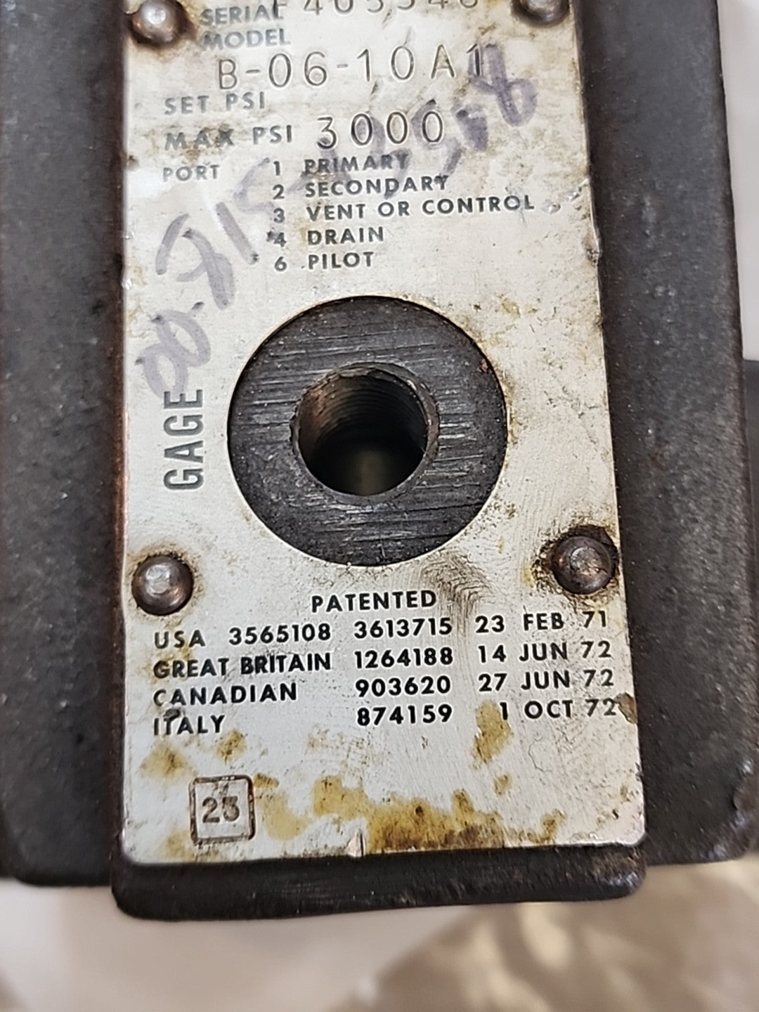 DOUBLE A B-06-2M-10A1, MAX PSI 3000