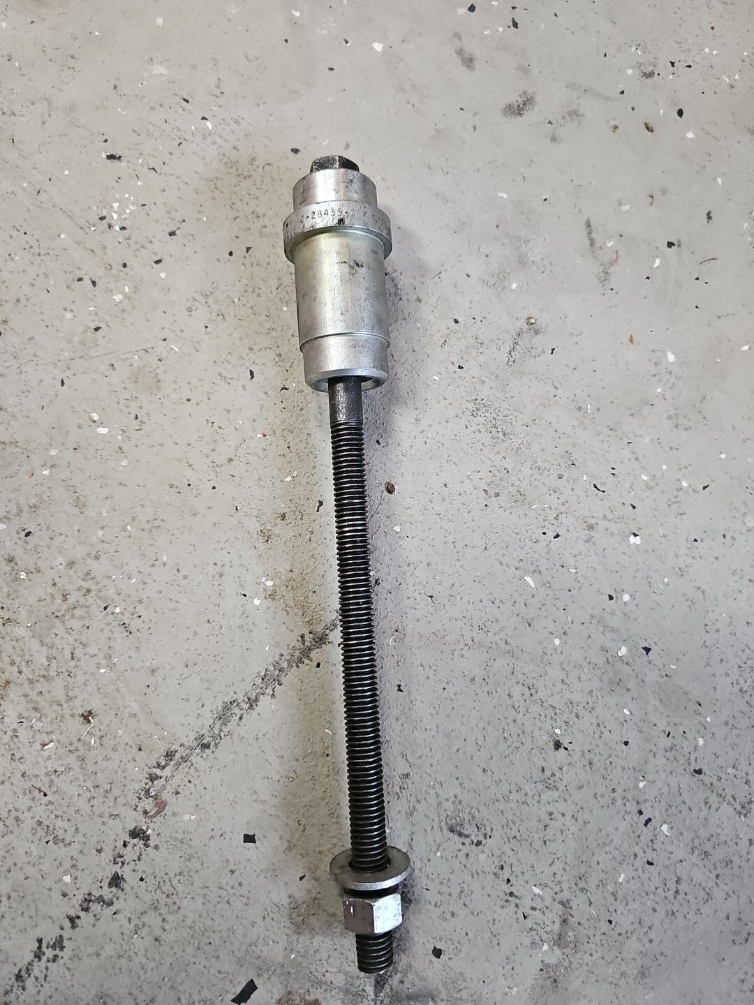 KENT MOORE TOOL J-28439-1 SPECIALTY SERVICE TOOLS