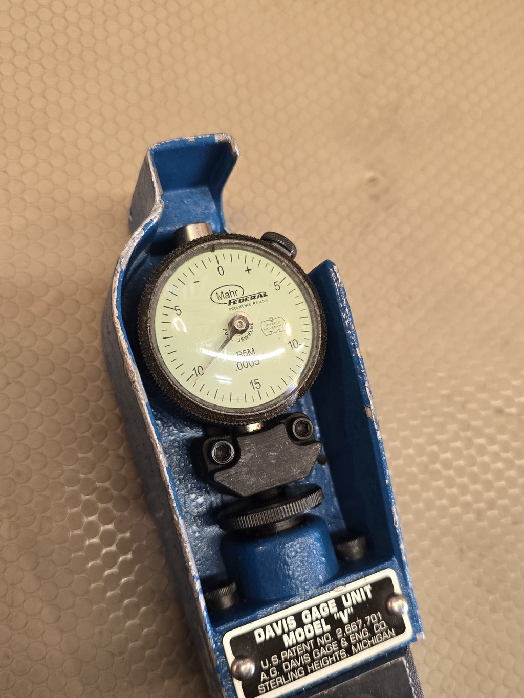 Davis Gage Unit MODEL V With Federal B5M Dial .0005”