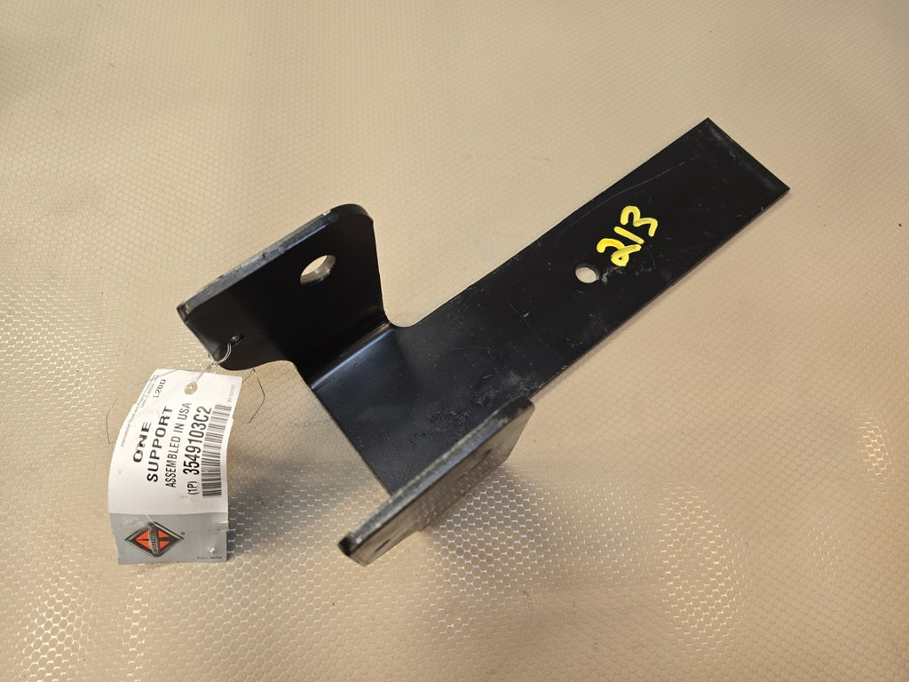 OEM Navistar 3549103C2 BRACKET, MOUNTING SHOCK ABSORBER NEW , F2