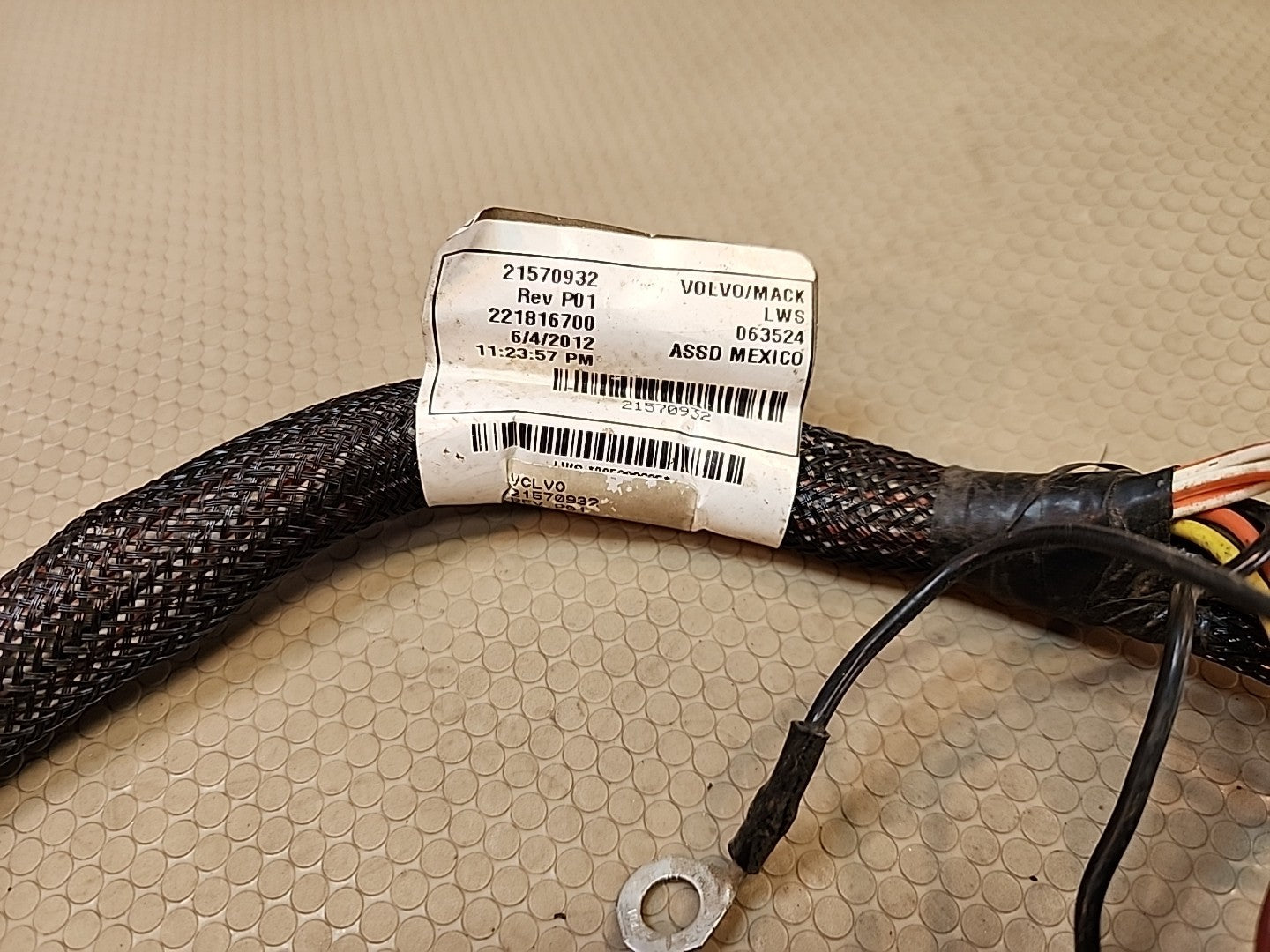 2013-2018 MACK CXU613 IGNITION LOCK CYLINDER KEY WIRING HARNESS CABLE OEM