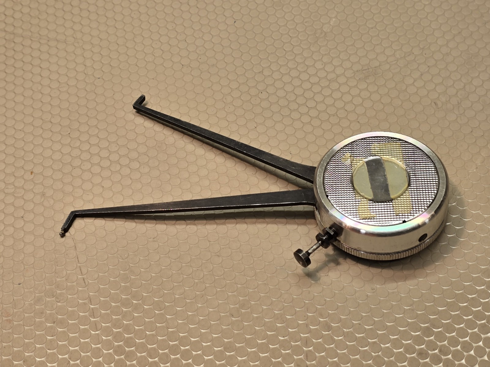 Mitutoyo Japan Inside Dial Caliper Gage 2 - 3” NO. 209-115