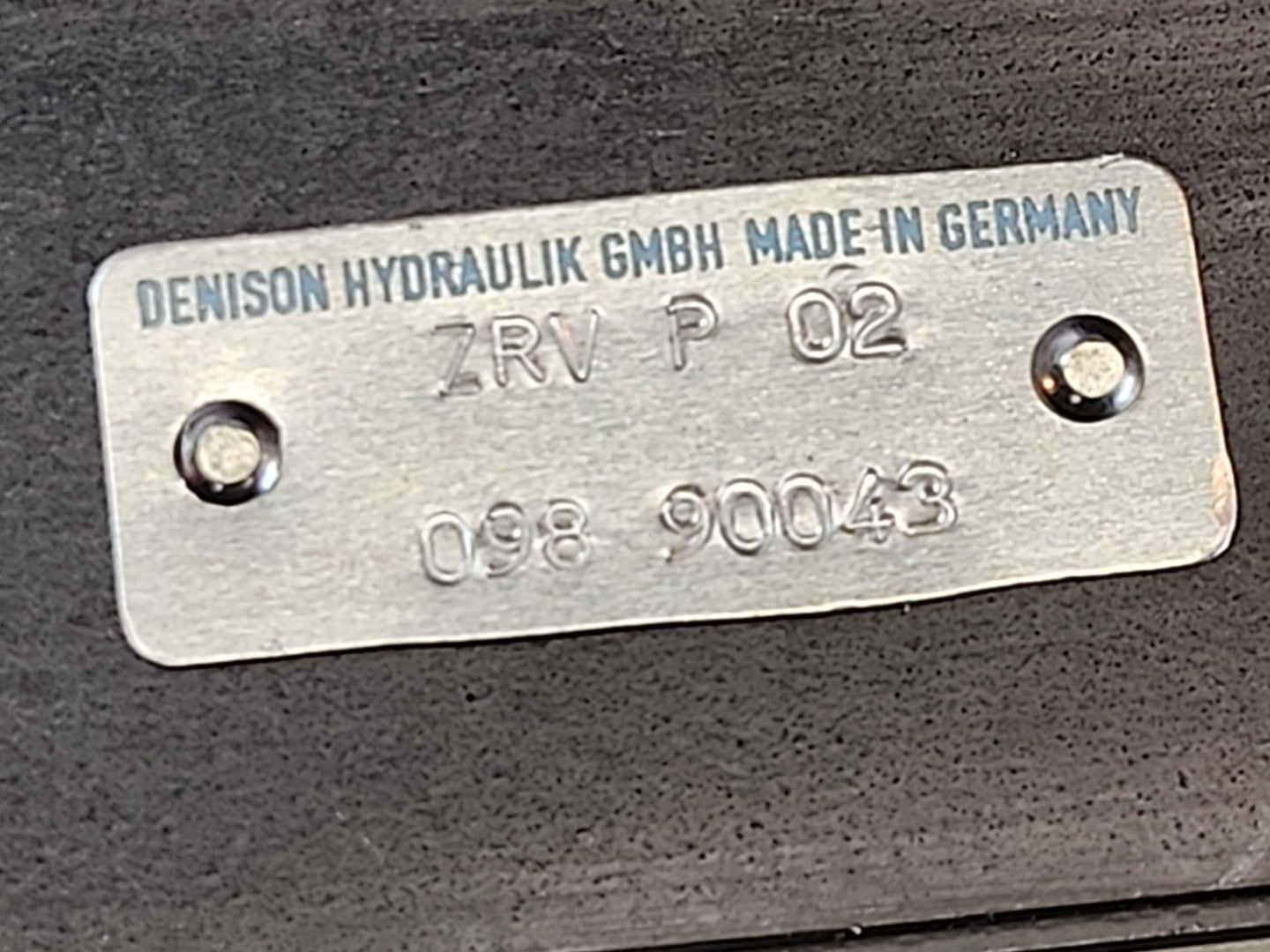 New Denison ZRV-P-02-098-90043 Hydraulic Flow Control Valve