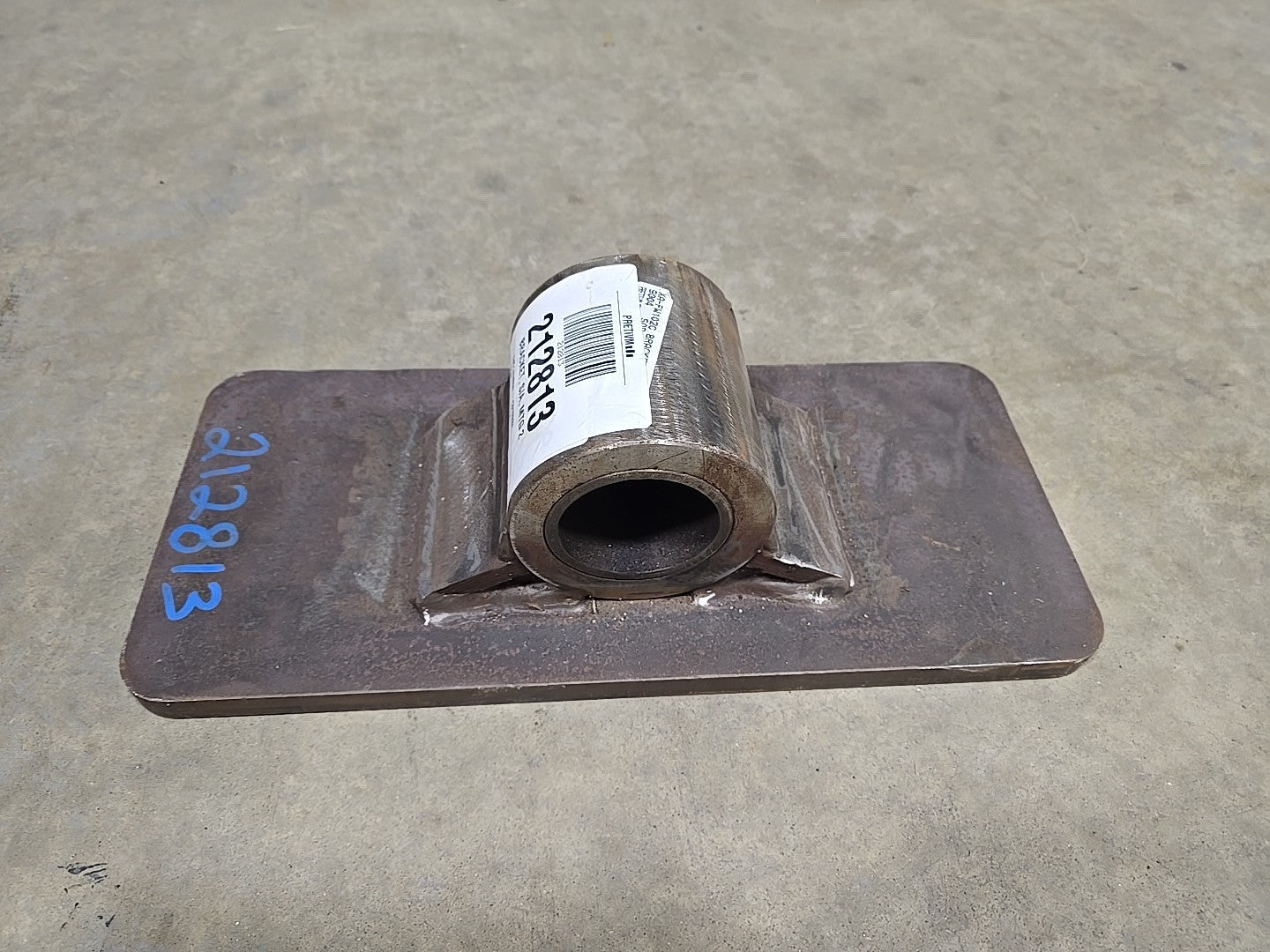 SAF Holland XA-FW-102C Trunnion Bracket Foot 5th Wheel Bracket NEW & Genuine
