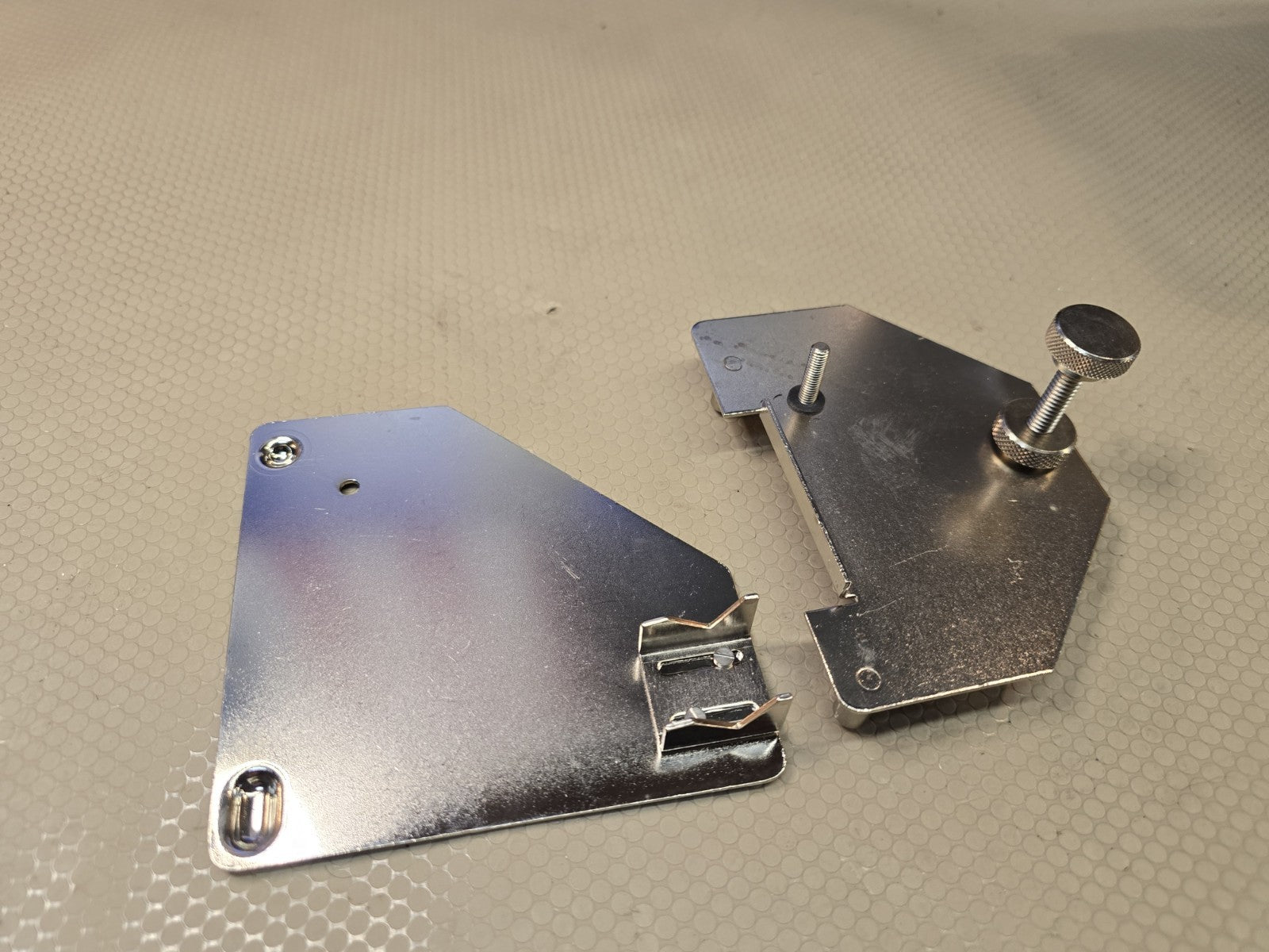 Mahr Federal Pocket Surf Surface Roughness Gage OEM Riser Plate Set