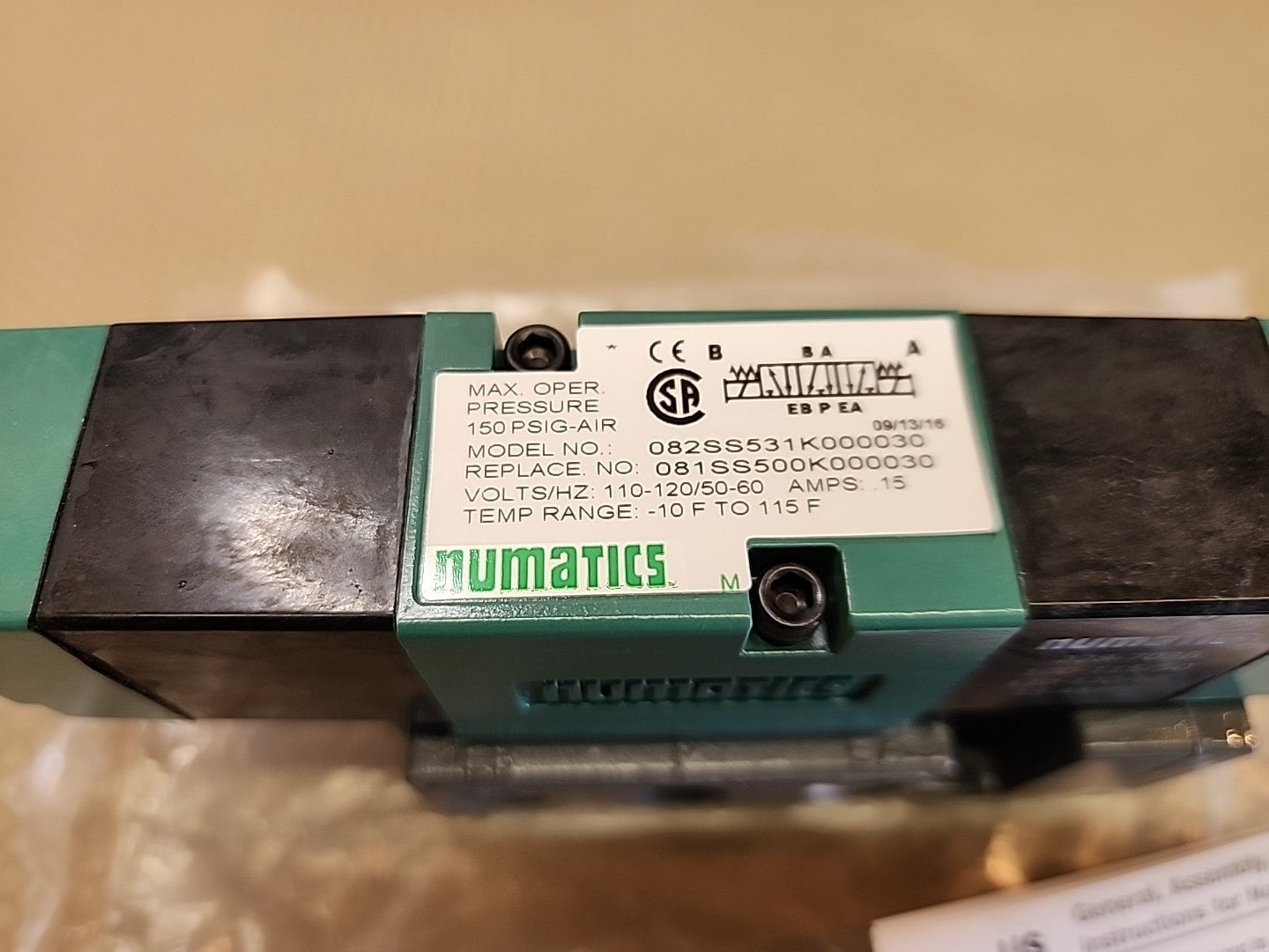 Numatic 082SS531K000030 Solenoid Valve W/ Manifold 1/4 Input 120 Vac 