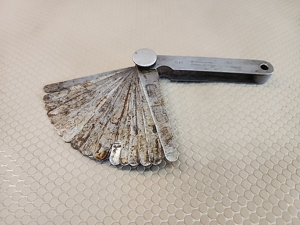 Brown & Sharpe 647 Thickness Feeler Gage .0015-.025" Range 26 Leaves 3" Length