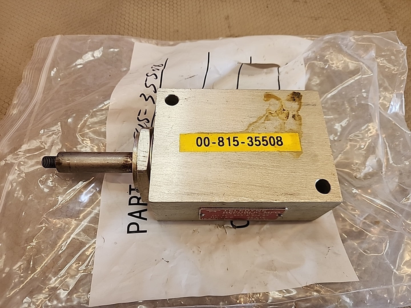 Teledyne CAT. NO. 965-A 3/4 D2 110VAC Solenoid Valve 60Cyc 3000 PSI 16.5W