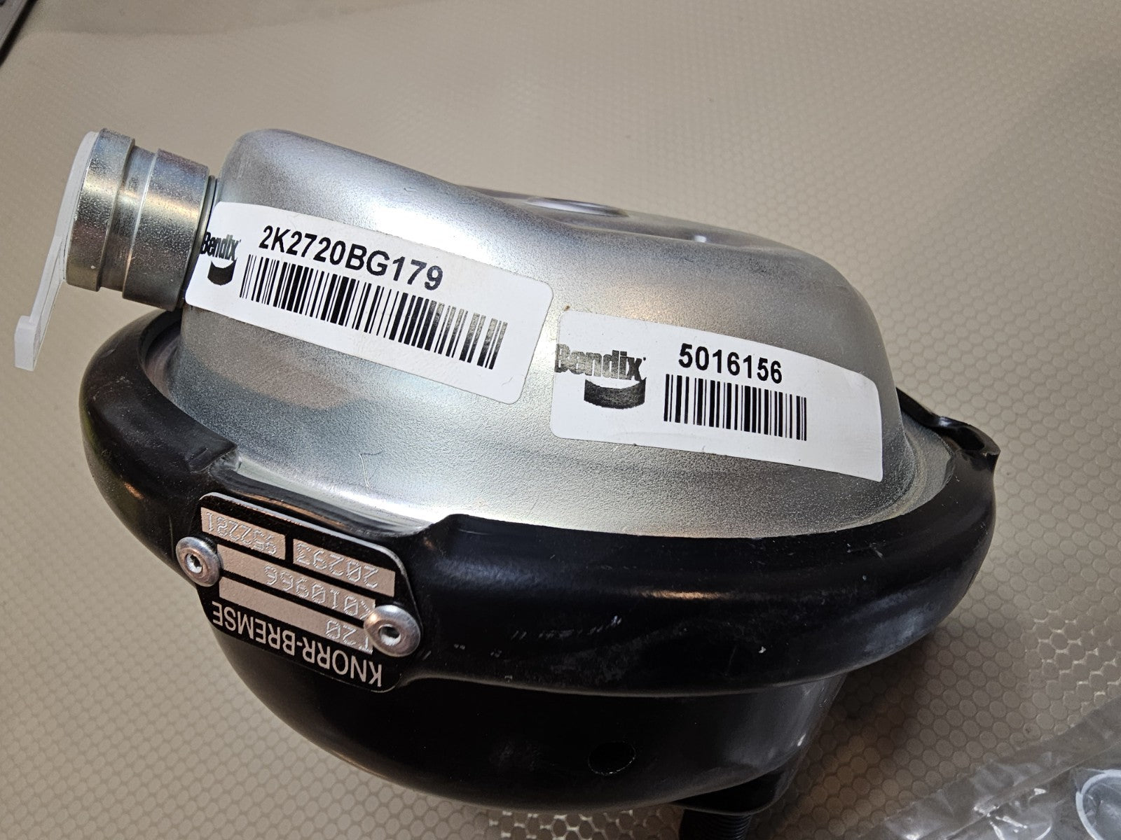 802276 NEW GENUINE BENDIX BRAKE CHAMBER (DISC) BX802276