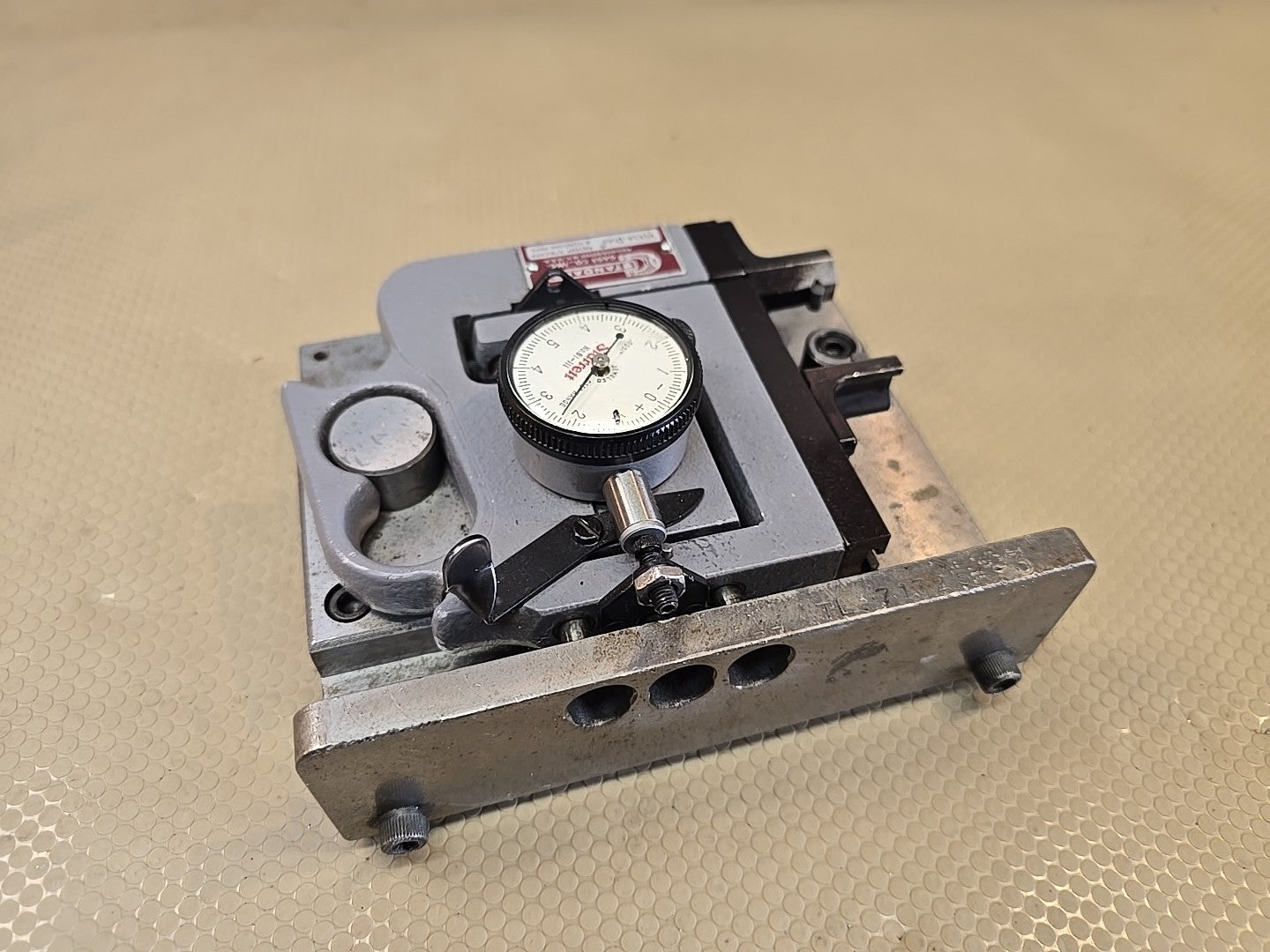 Standard Gage Versa-Dial with Starrett no. 81-111 Dial Indicator 