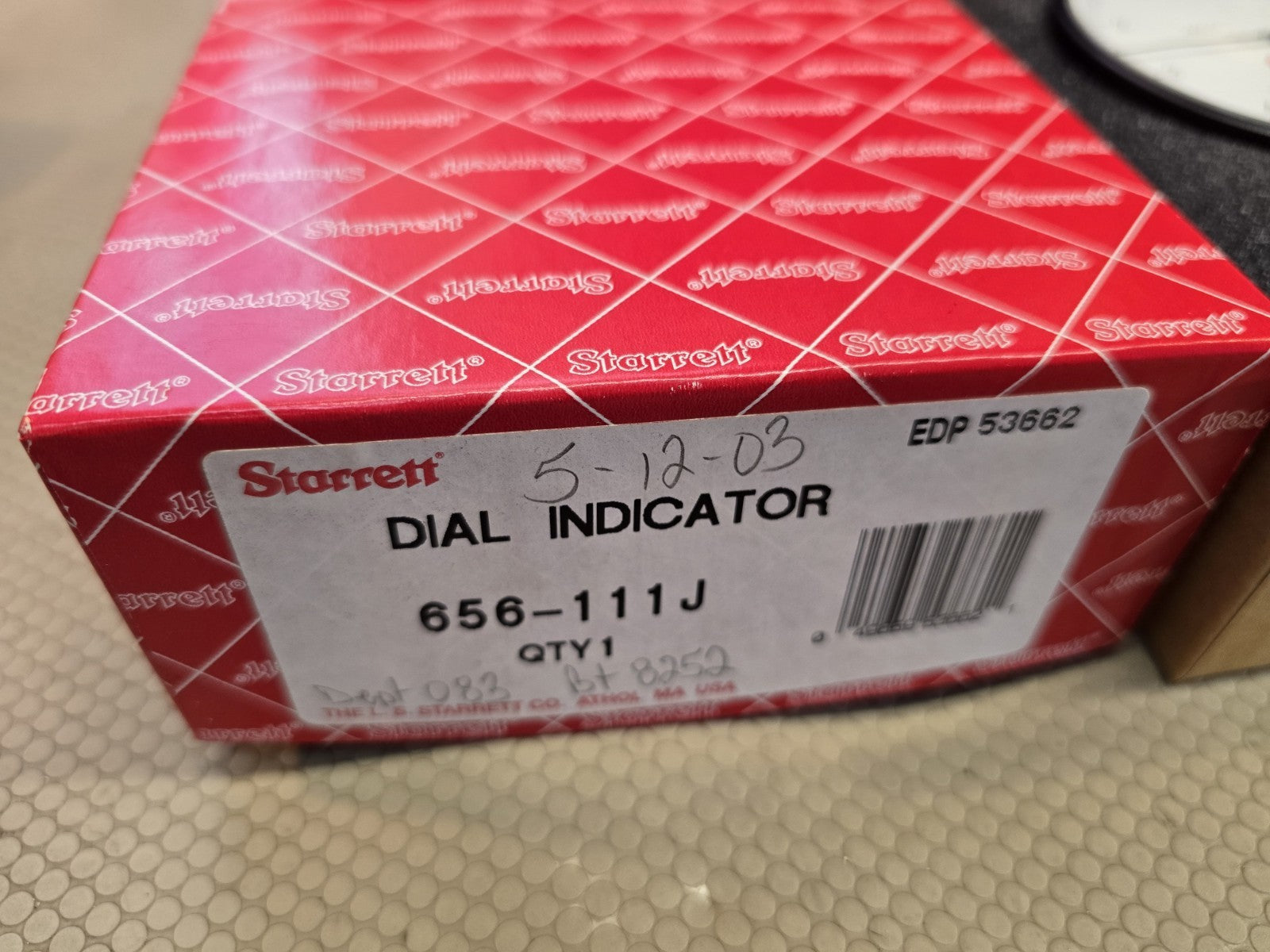 NEW Starrett 656-111J Dial Indicator 0-.025" Range, 0-5-0 Balanced Dial IN STOCK