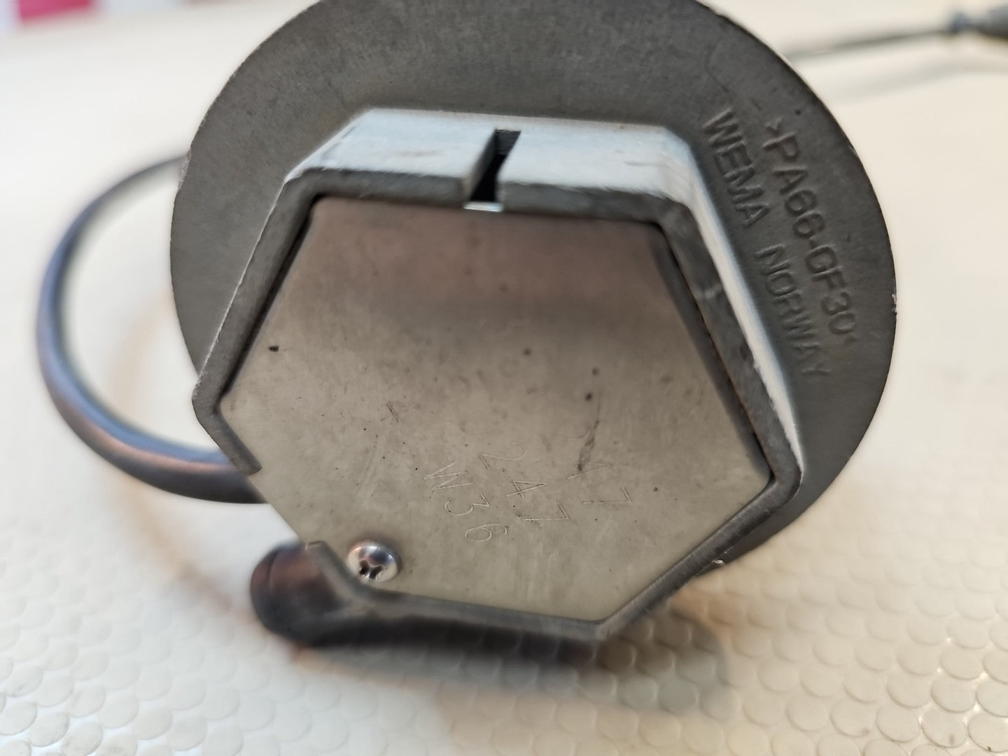 Peterbilt 350247WMA Sensor  Level/Temp, 21260AA PACCAR 