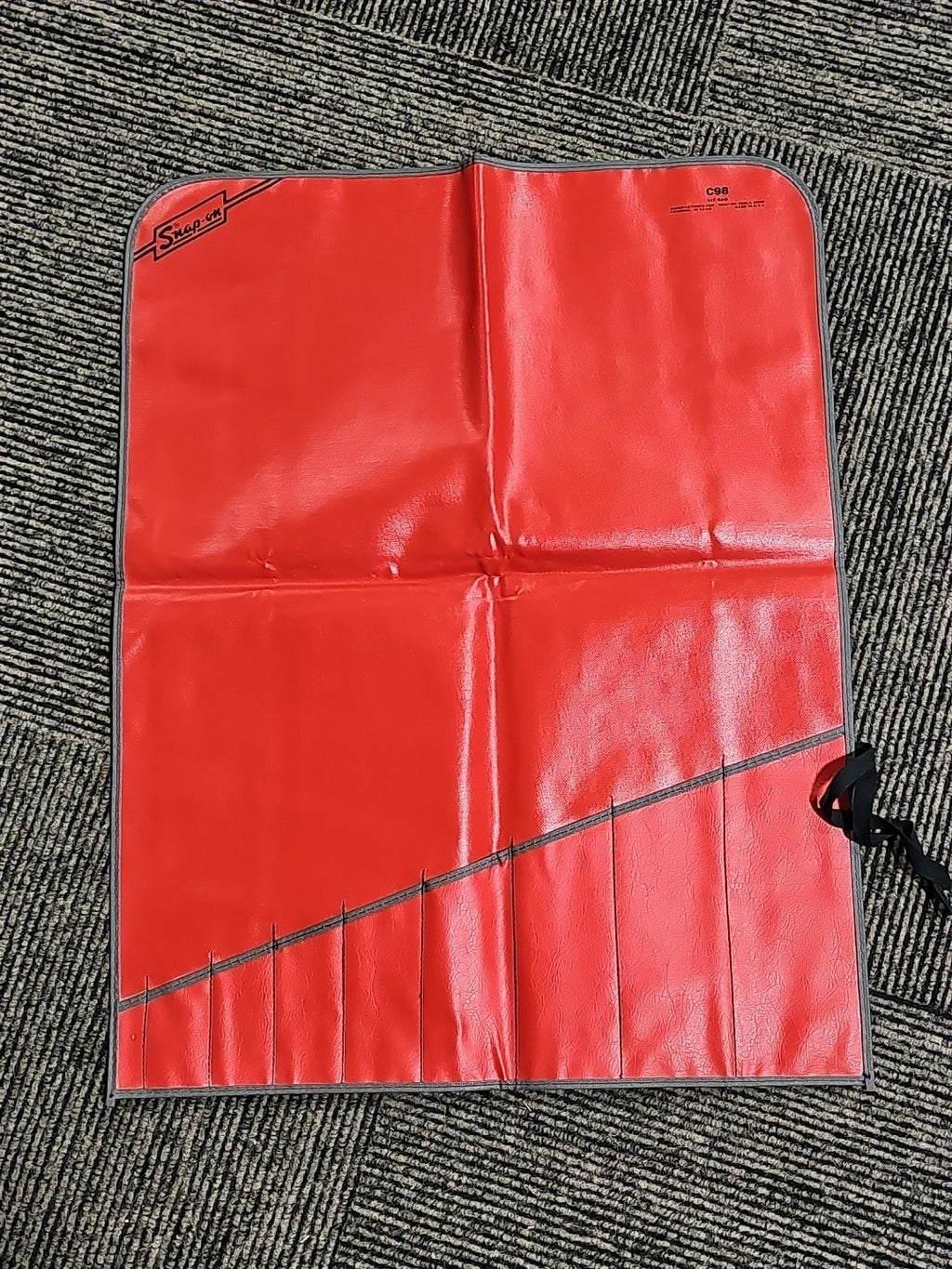 SNAP ON C98 RED KIT BAG POUCH ROLL 9 POCKETS *VINTAGE & MINT*