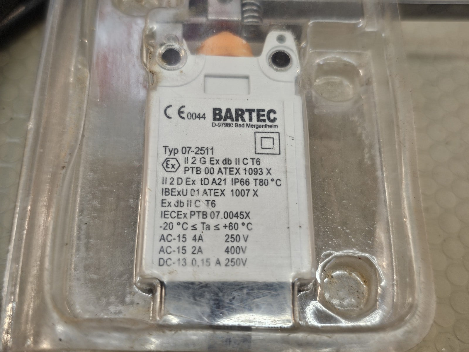 New without Box BARTEC MARINE 07-2511-1330/63 Limit Switch