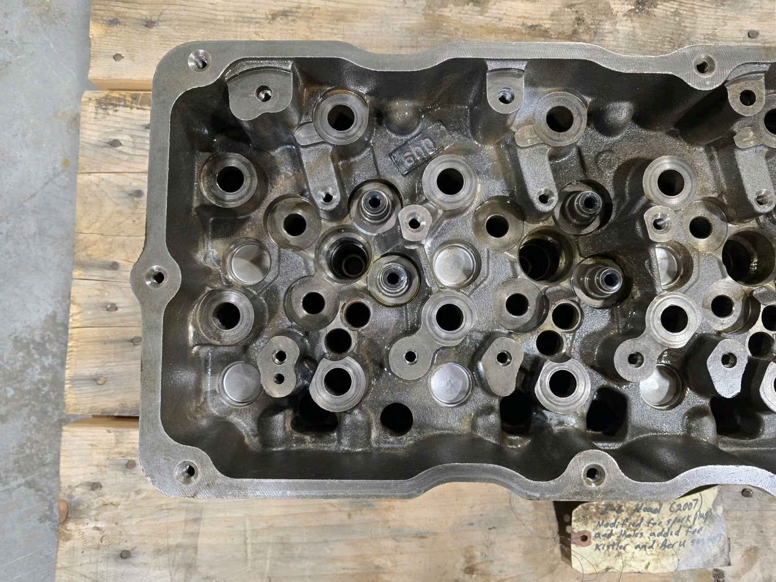 REMANUFACTURED / MOD 1891092C91 International DT466 Cylinder Head  (10341548)